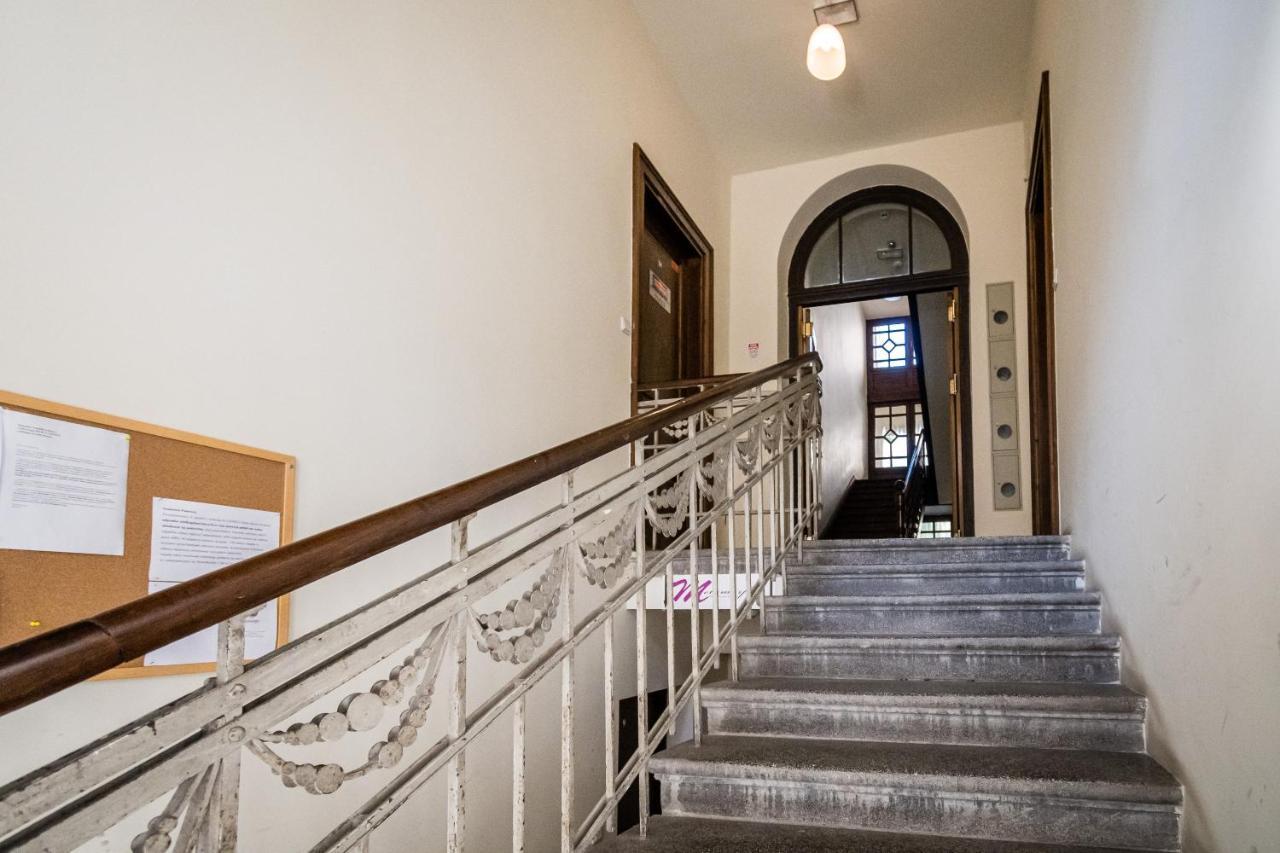 Apartament Glamour Konarskiego Wawelofts Krasków Exterior foto
