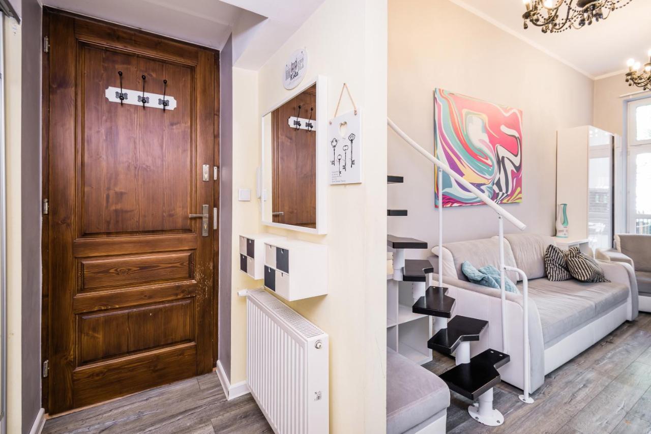 Apartament Glamour Konarskiego Wawelofts Krasków Exterior foto